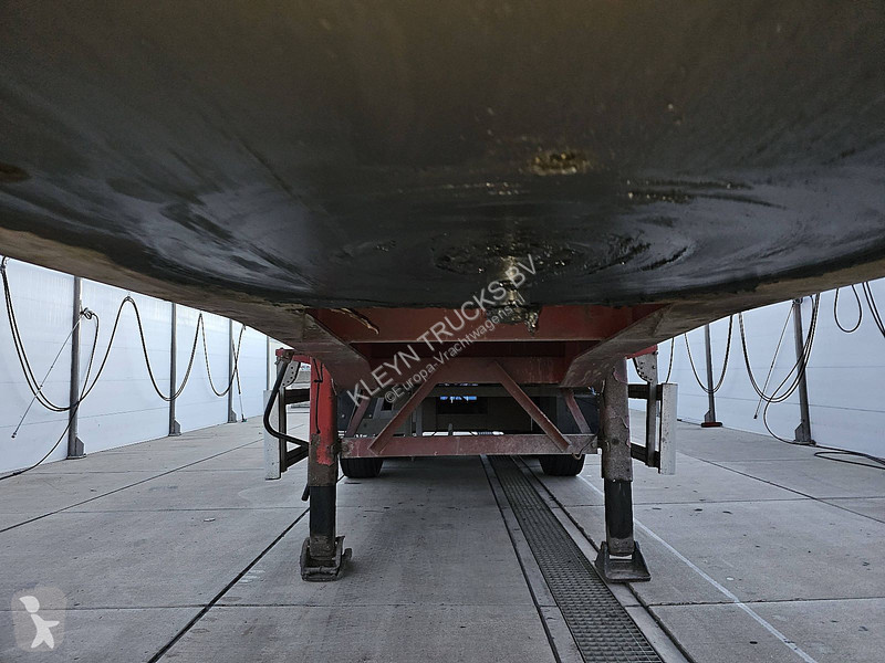 LAG 0-3-39 KAL2 semi-trailer