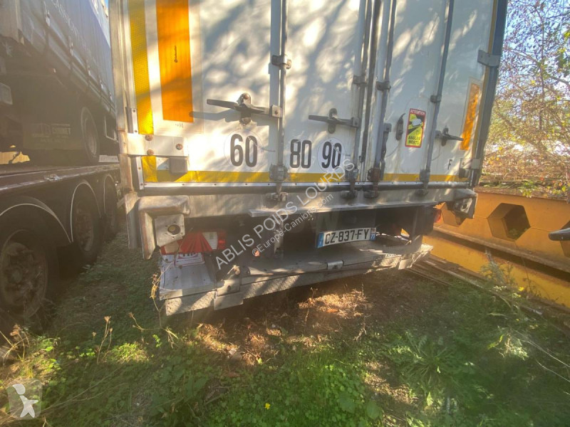 Fruehauf  semi-trailer