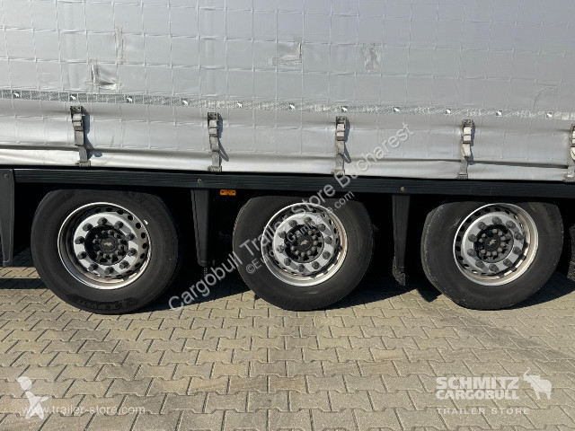 Oplegger Schmitz Cargobull Curtainsider Mega