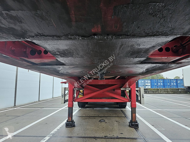Feldbinder SREM 63m3 semi-trailer