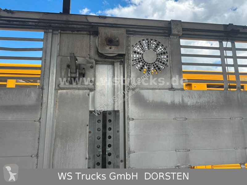 نصف مقطورة  Finkl  3 Stock Hubdach Typ 2