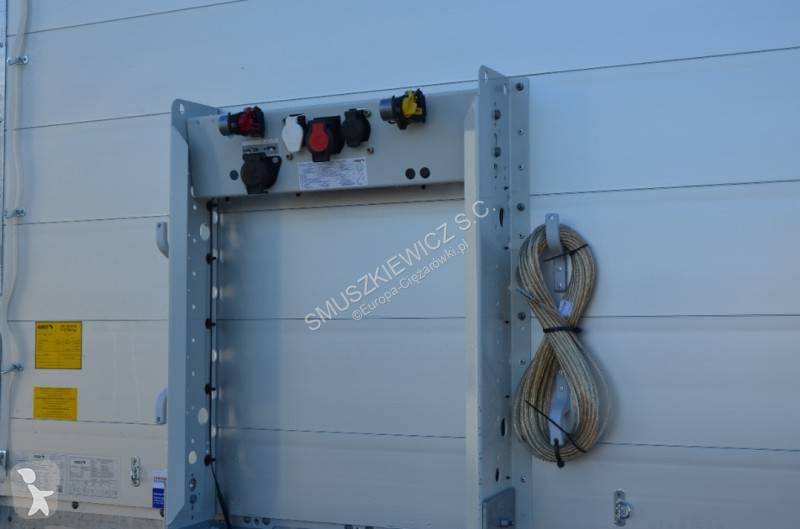 Schmitz Cargobull NOWA / 2026r / DACH POD. / OŚ...
