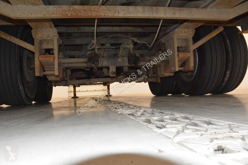 Semiremorca  Low bed trailer
