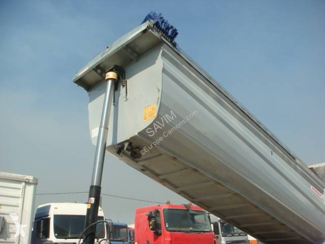 Semitrailer Fruehauf 38T 3 ESSIEUX -1ER...