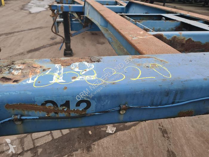 Semiremorca Fliegl 3 AXLE CONTAINER CHASSIS 40...