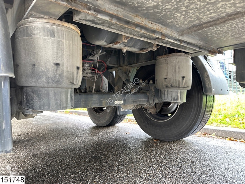Semitrailer Lecitrailer open laadbak Fassi, Remote