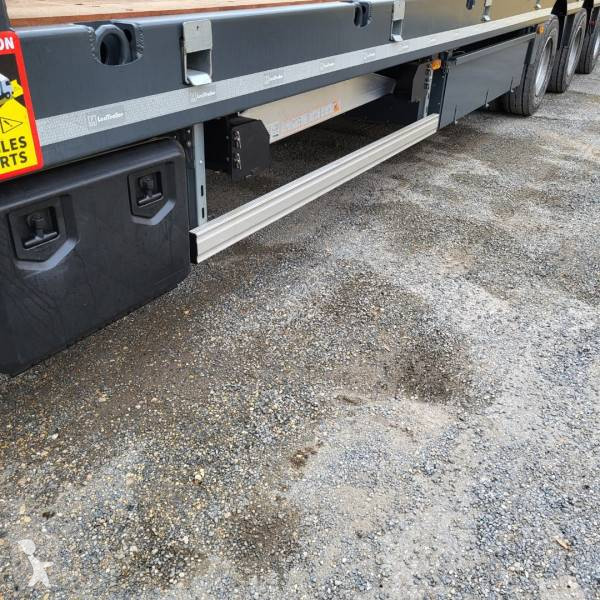 Semiremorca Lecitrailer Porte-engins
