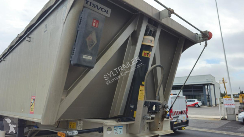Semitrailer Tisvol  Benne