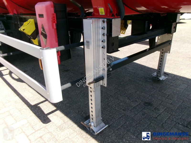 Semiremorca Cobo Bitumen tank inox 34 m3 / 1 comp