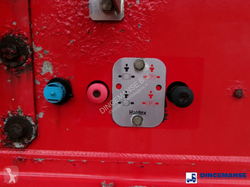Semiremorca Feldbinder Powder tank alu 41 m3...
