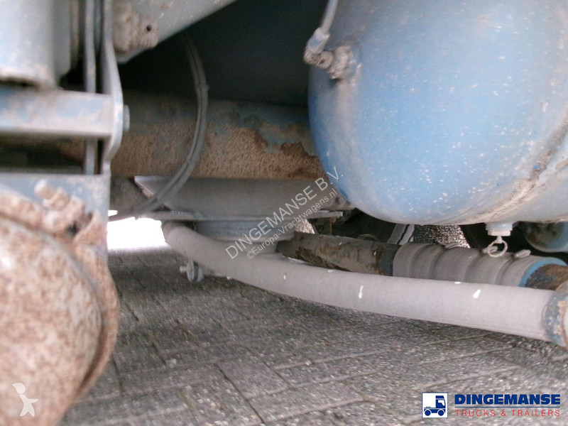 Semirimorchio Feldbinder Powder tank alu 40 m3...