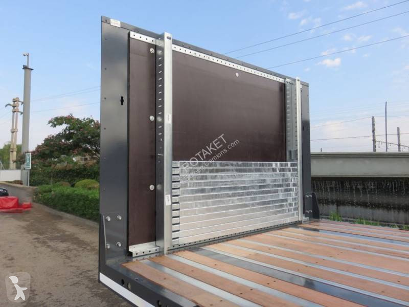 Semitrailer Lecitrailer full arrimage...