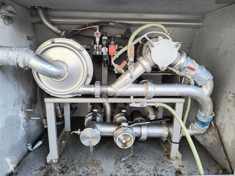 Oplegger Maisonneuve 25000L INSULATED INOX TANK