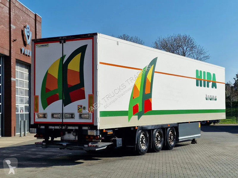 Semirimorchio Lamberet Frigo Carrier Vector...