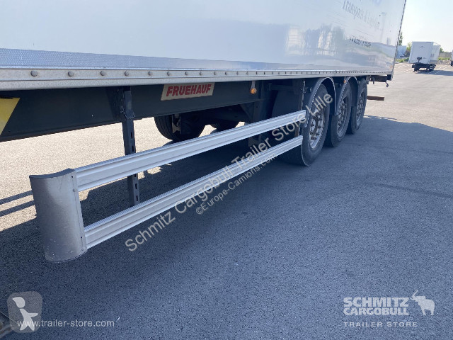 Sættevogn Fruehauf Semitrailer Dryfreight Standard