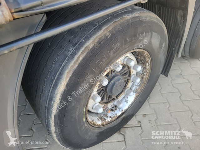 Semitrailer Wielton Schiebeplane Mega