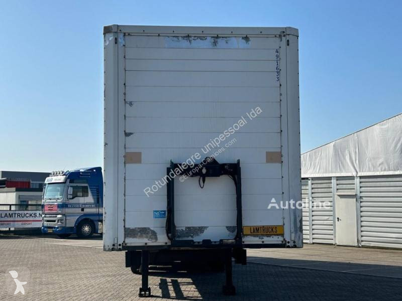 Semitrailer Kögel SAF DRUM BRAKE c/plataforma...