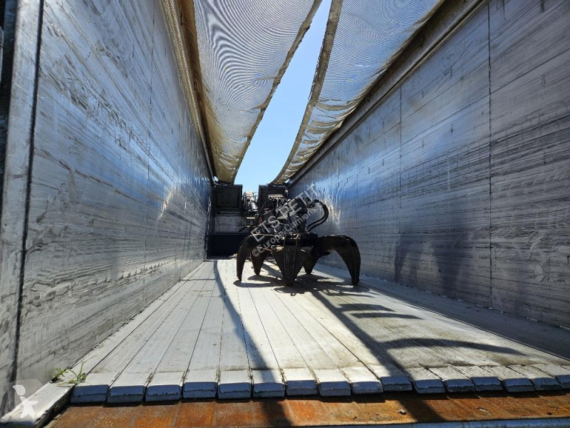 Semitrailer Legras  FOND MOUVANT 3 ESSIEUX AVEC...
