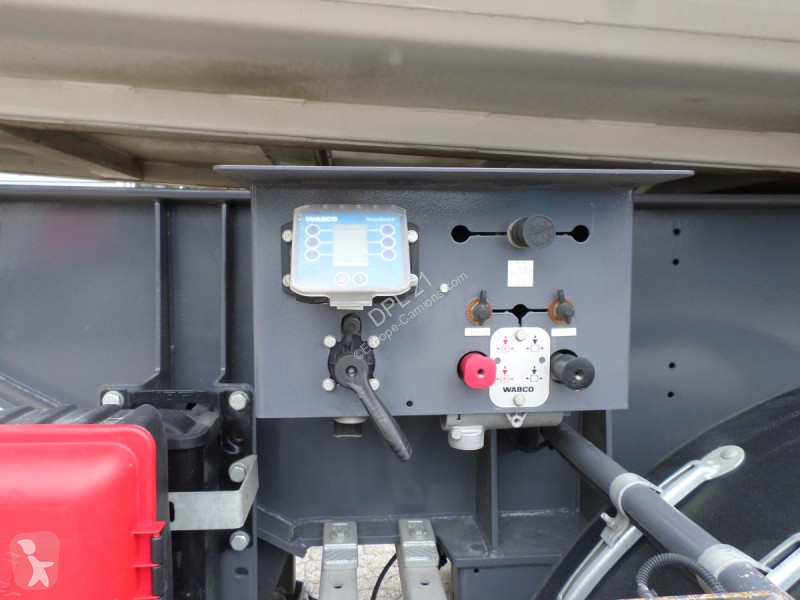 Semitrailer Trax  BENNE ESSIEU TOURELLE