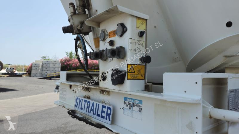 نصف مقطورة Benalu  C34 CNS