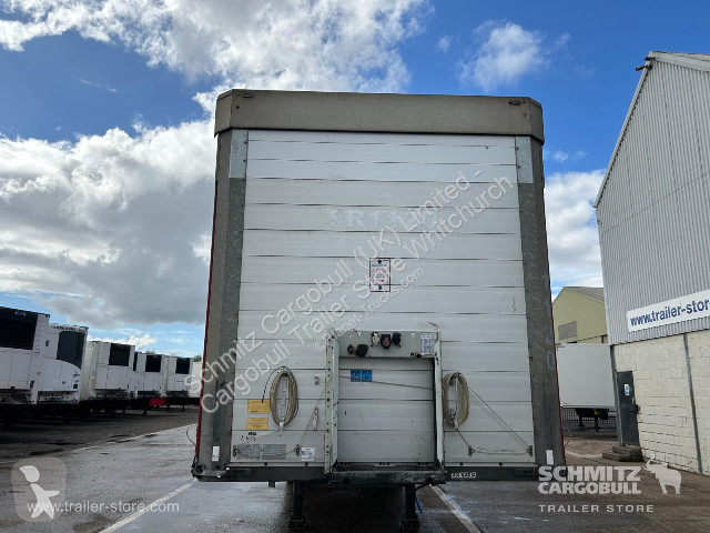 نصف مقطورة Schmitz Cargobull Curtainsider...