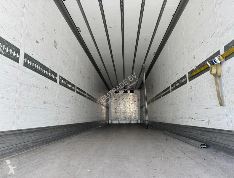 Semitrailer Schmitz Cargobull SCB*S3B 270 CM...