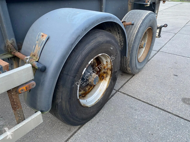Semitrailer Renders Euro 700 / Container...