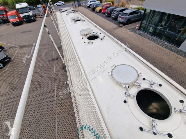 Semitrailer Kässbohrer XS SSK-60 / Kippsilo /...
