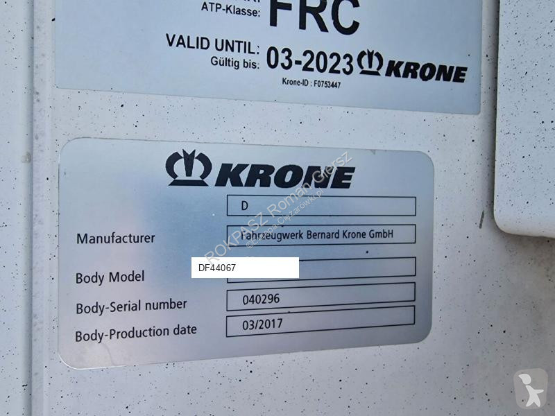 نصف مقطورة Krone