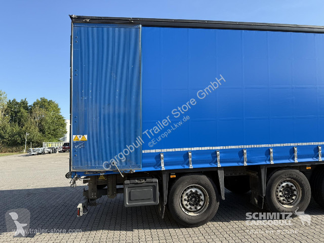 Semitrailer Schmitz Cargobull Curtainsider...
