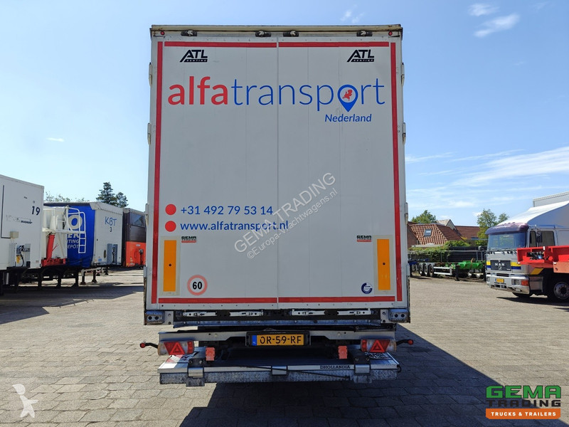 Oplegger Kögel SKH24 3-axle SAF - Closed Body -...