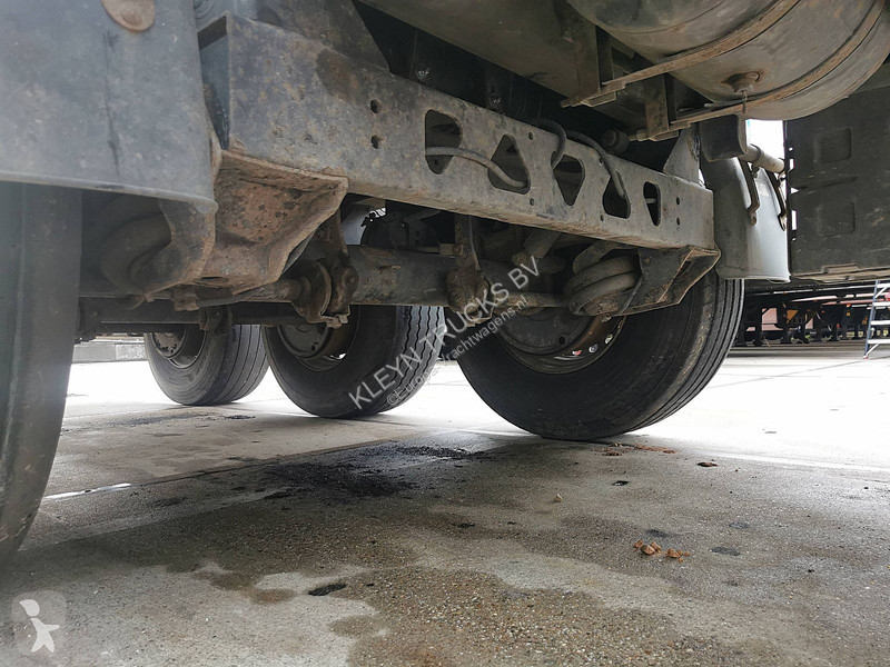 Semiremorca Wellmeyer 50M3 STEEL SAF LIFT AXLE