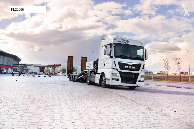 Semiremorca Donat 4 axle Lowbed Semitrailer...
