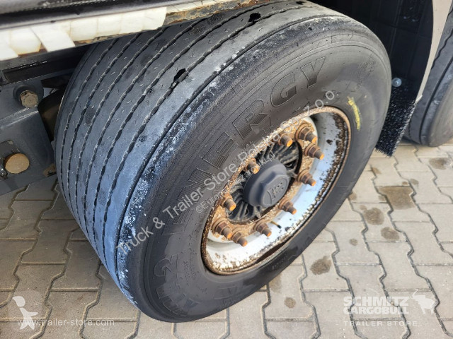 Semitrailer Wielton Schiebeplane Mega