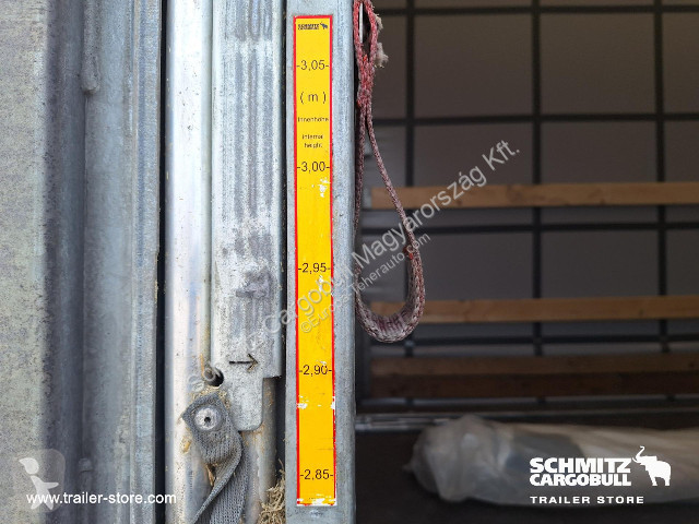نصف مقطورة Schmitz Cargobull Curtainsider Mega