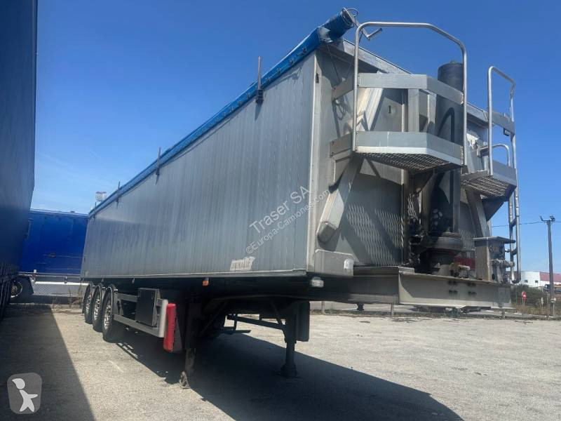 نصف مقطورة Benalu CEREALERA 52M3
