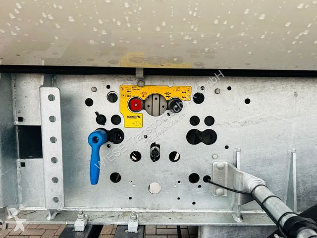 Semirimorchio Schmitz Cargobull Thermomulde...