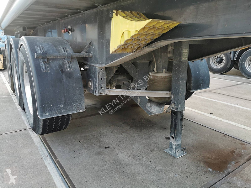 Oplegger Carnehl 26M3