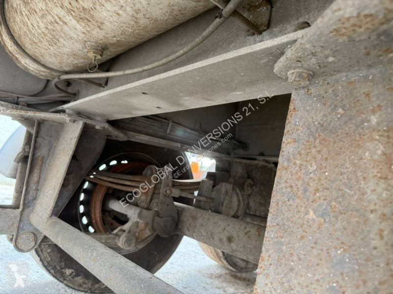 Semirimorchio Fruehauf