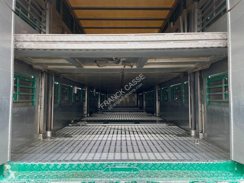 نصف مقطورة Lecitrailer