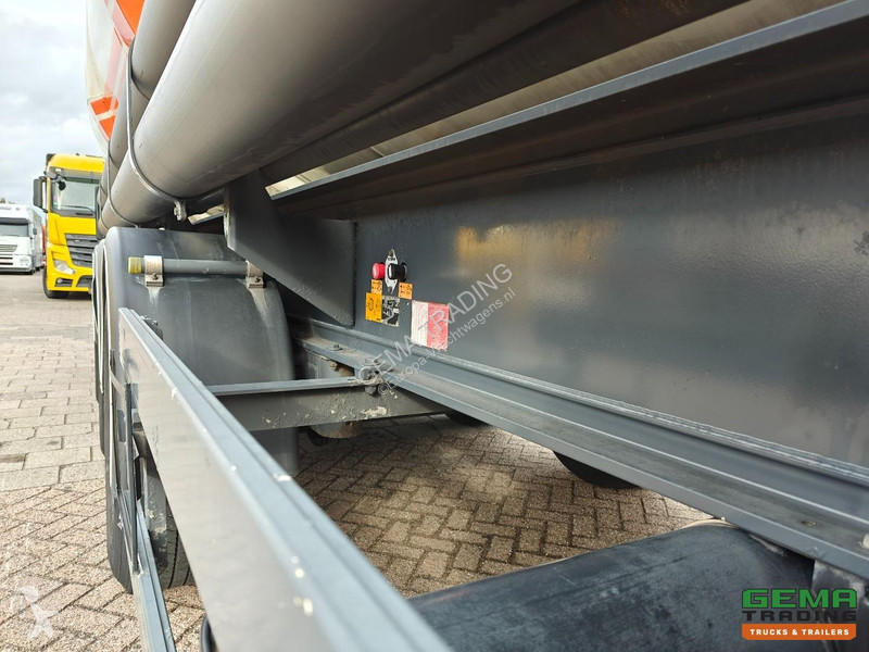 نصف مقطورة Benalu T39NLNEP 3-Axles SMB - Silo...