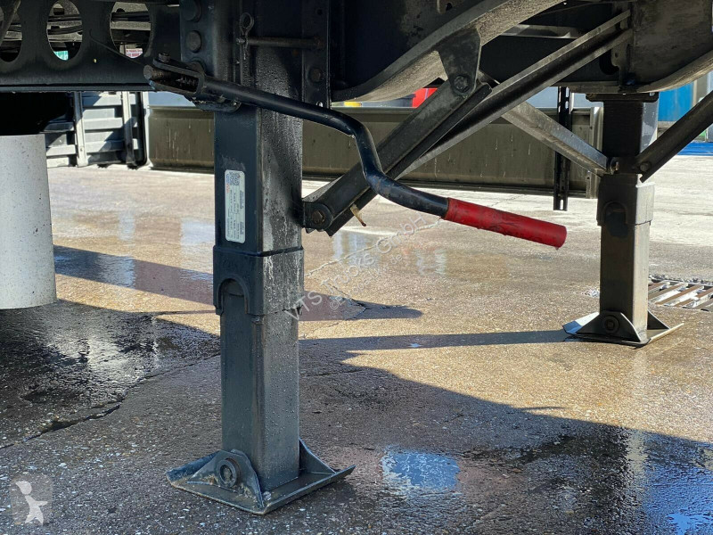 نصف مقطورة Fliegl SDS Mega mit Edscha