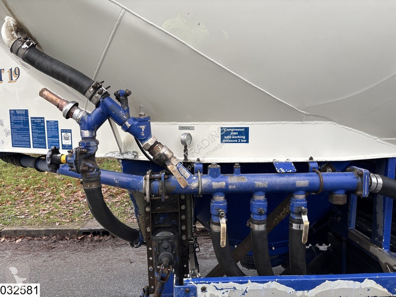 Oplegger Feldbinder Silo 40.000 liter