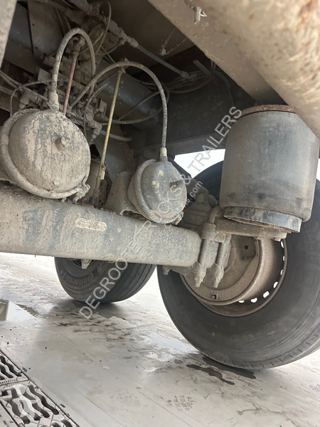 نصف مقطورة MOL 28 cub in steel