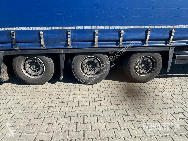 نصف مقطورة Schmitz Cargobull Curtainsider Mega