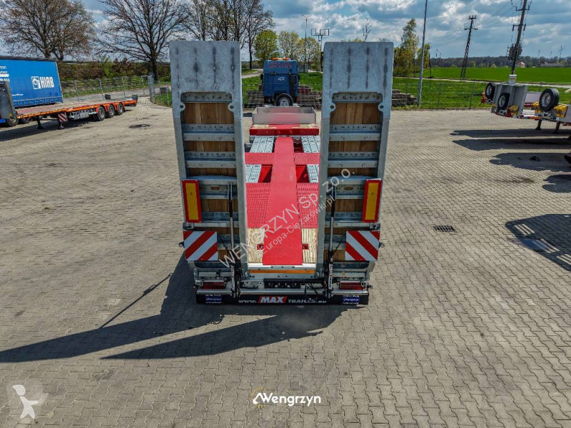 Náves MAX Trailer Semi | 3 axle | Radmulden