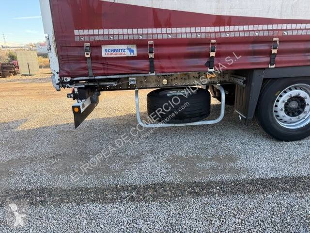 نصف مقطورة Schmitz Cargobull tauliner XL