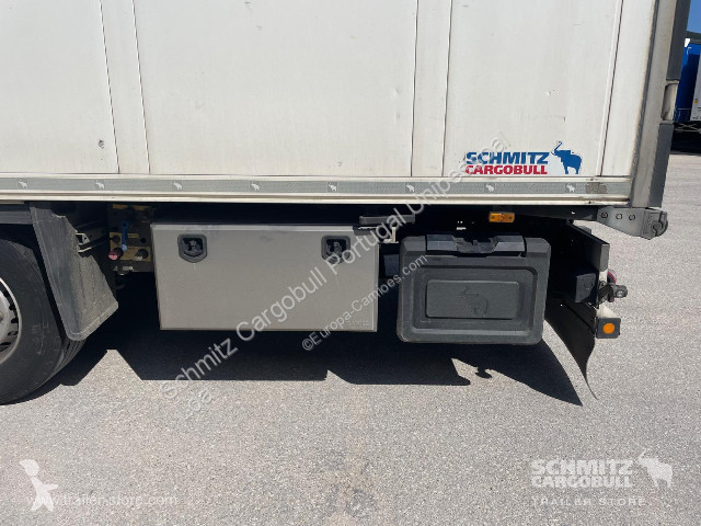 نصف مقطورة Schmitz Cargobull Semitrailer Reefer...