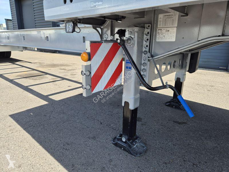 نصف مقطورة Lecitrailer  PLATEAU TWISTLOCKS...