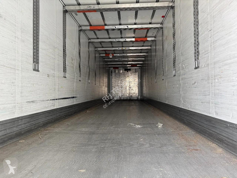 Oplegger Schmitz Cargobull SCB*S3B THERMO KING...